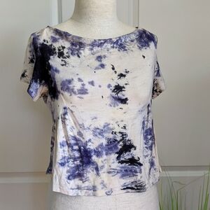 RAGA Tie Dye Top Cropped Bateau Cowl Cap Sleeve Stretch Knit White Blue M NWT